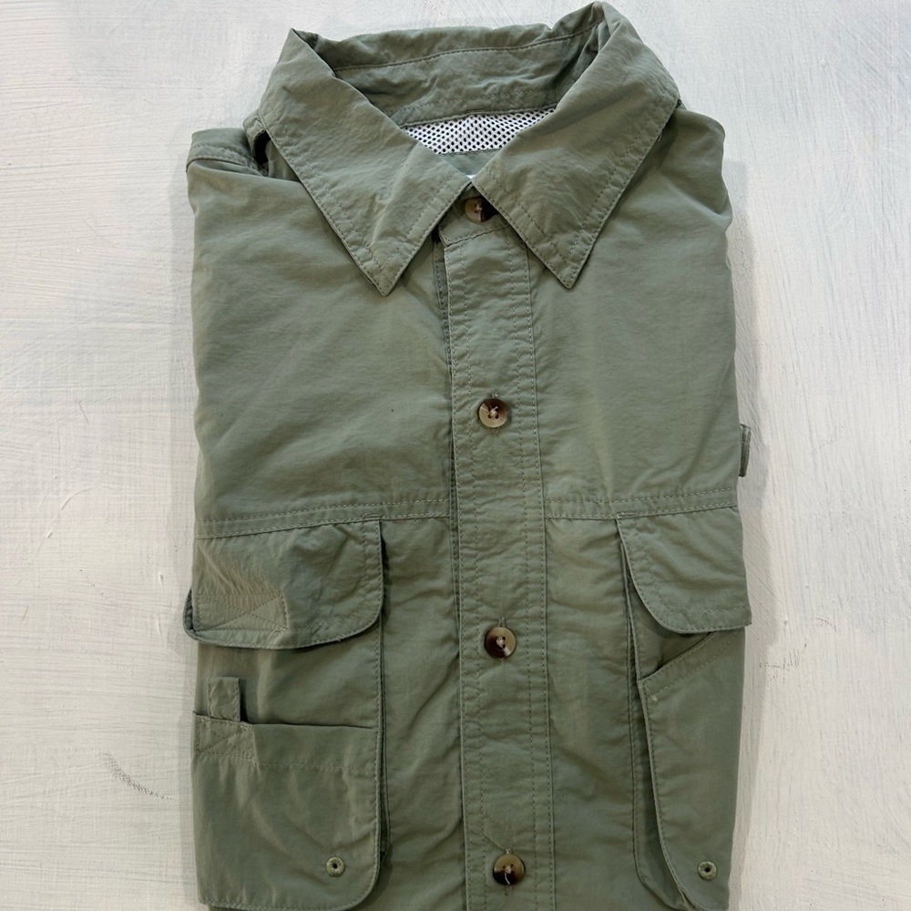 Bass Pro Shops Sage Green Fishing Boating Sun Protection Shirt Med